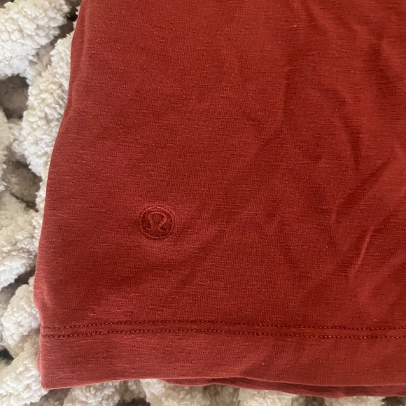 Lululemon Cropped Tee - Rust/Orange - Picture 2 of 5